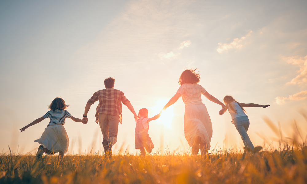 Nurturing Character in Kids with the Fruit of the Spirit: A Guide For Parents